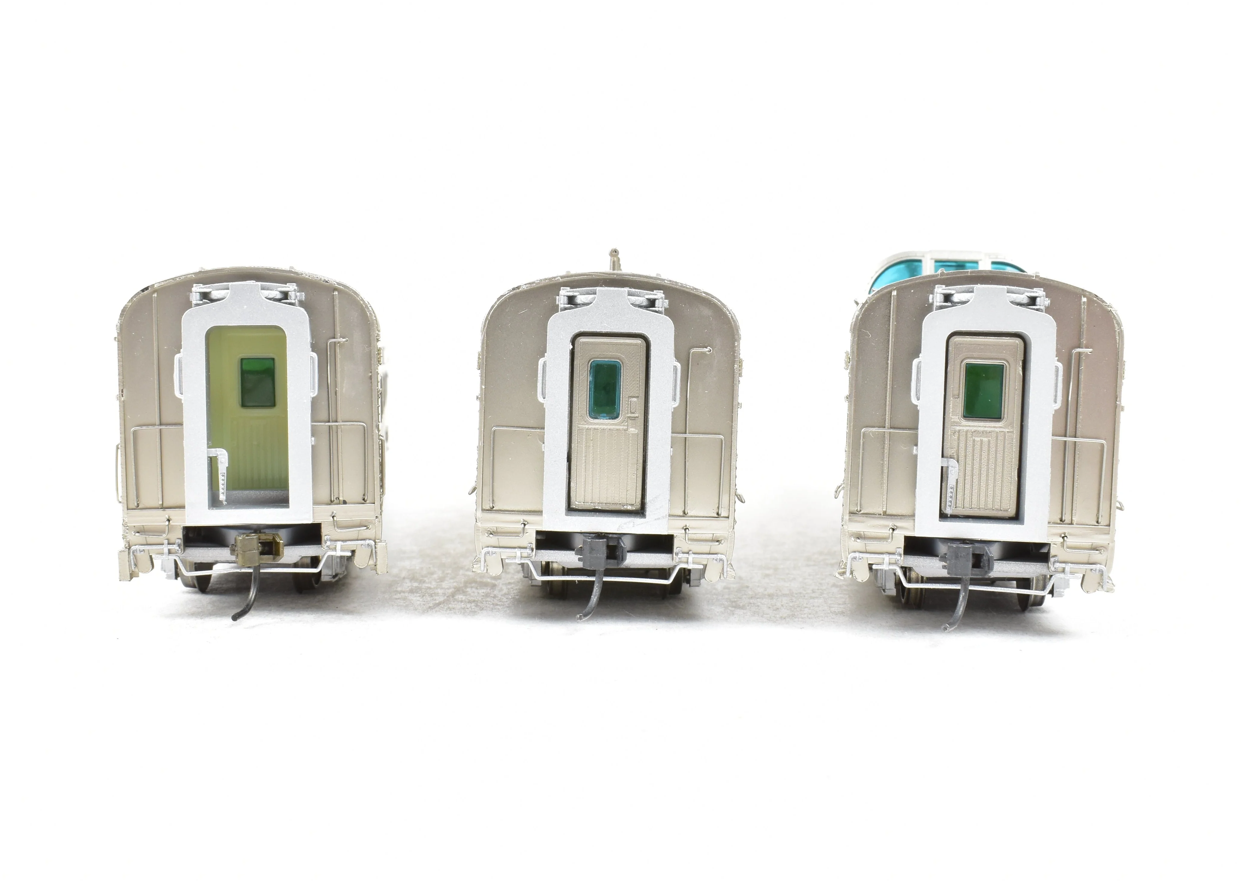 HO CON BLI - Broadway Limited Imports D&RGW, WP, CB&Q 11-Car California Zephyr Mixed Set - Image 19