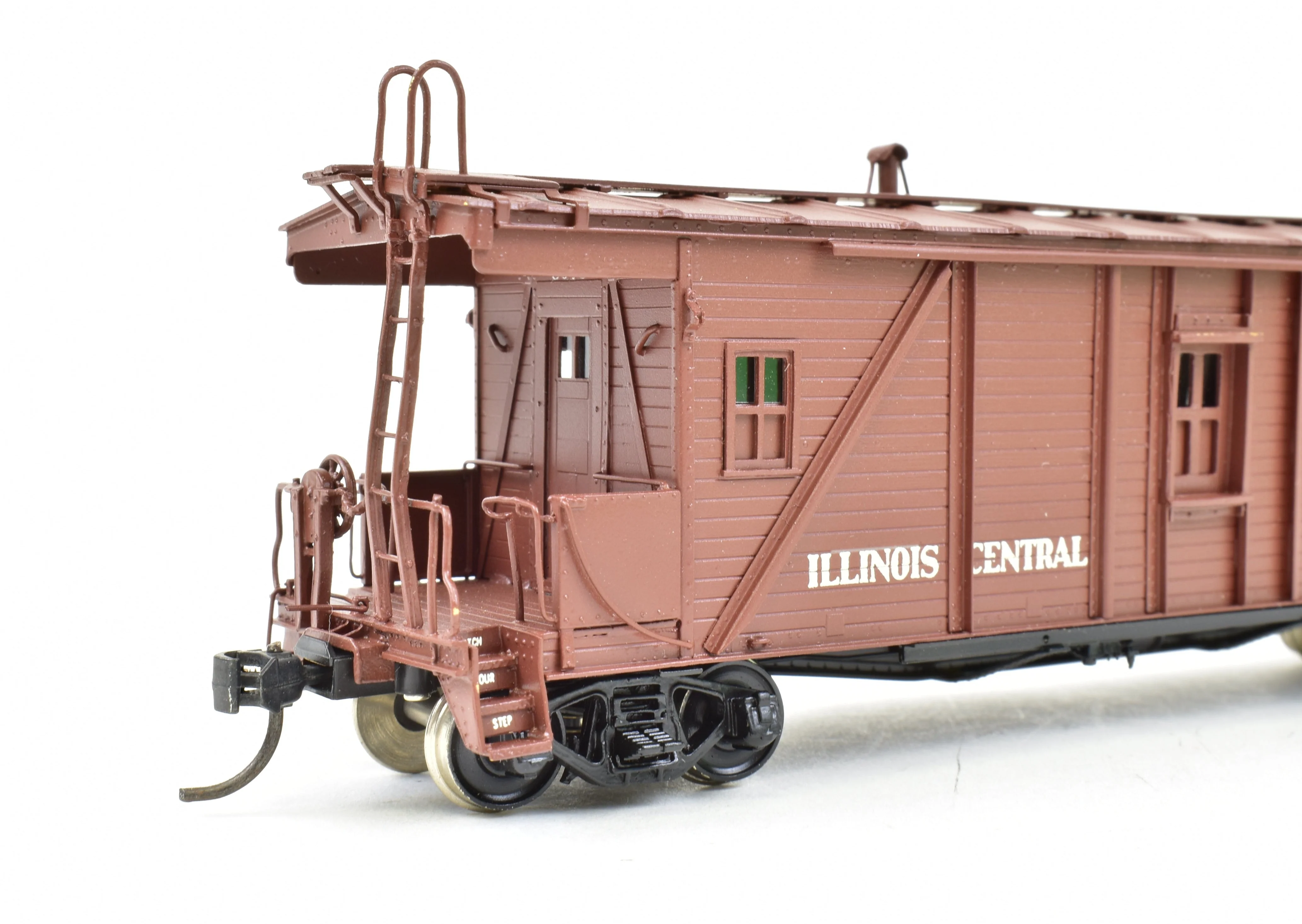 HO Brass OMI - Overland Models, Inc. IC - Illinois Central "OSB" Outside Braced Wood Caboose Pro-Painted - Image 12