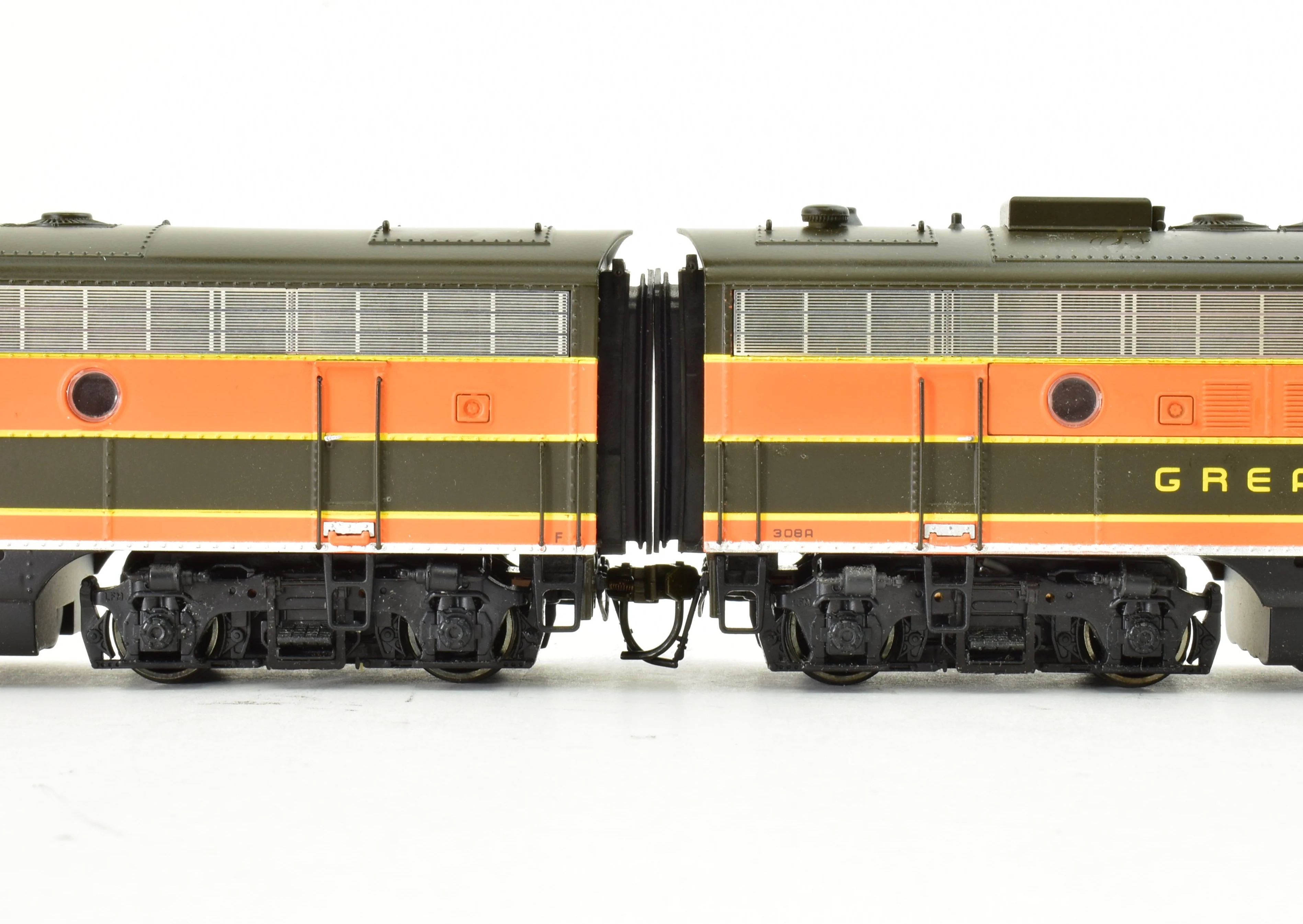 HO BLI - Broadway Limited Imports GN - Great Northern EMD F7A/B Set with QSI DCC and Sound - Image 14