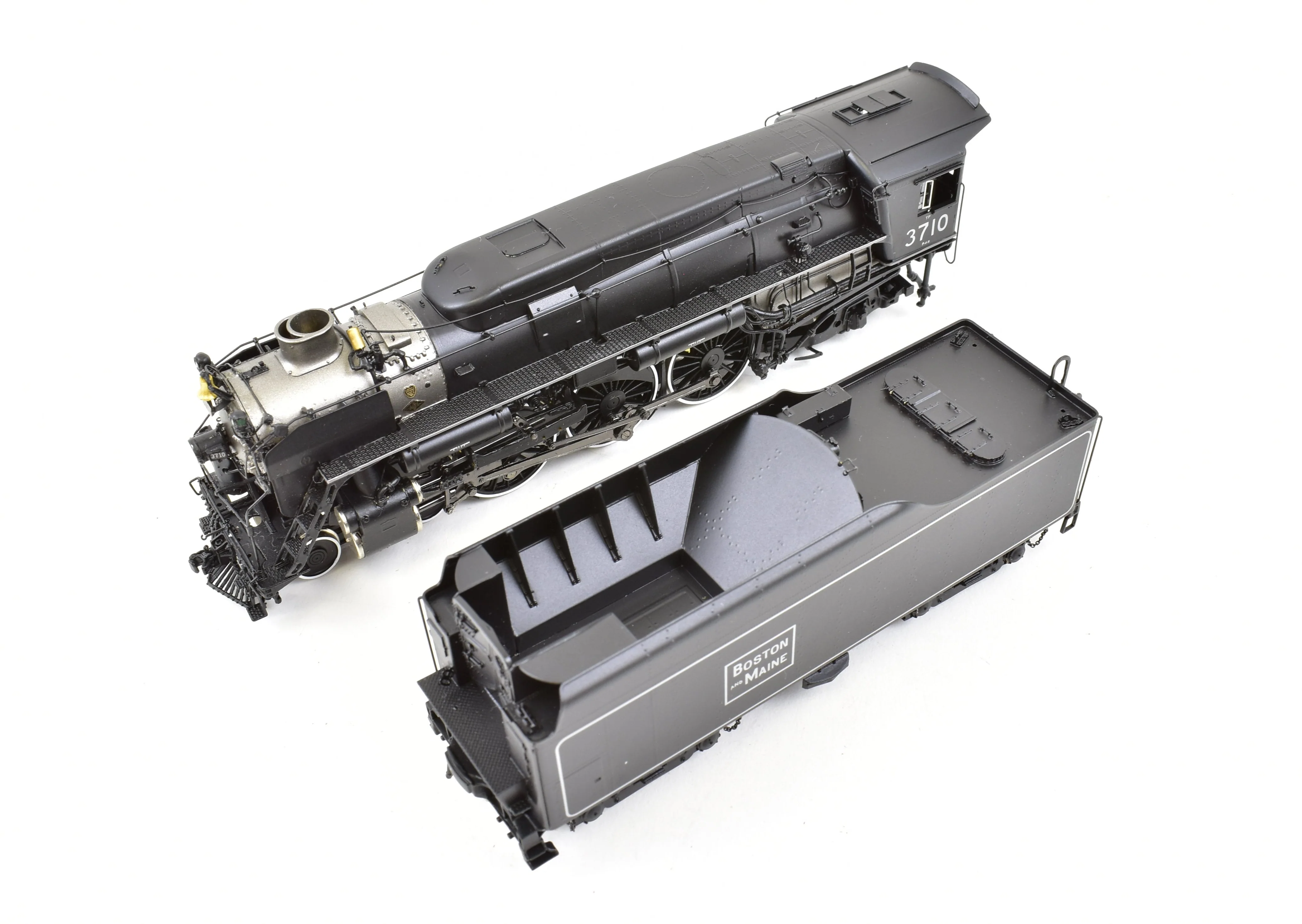 HO Brass DVP - Division Point B&M - Boston & Maine P-4a 4-6-2 Pacific FP #3710 with Skyline Casting - Image 6