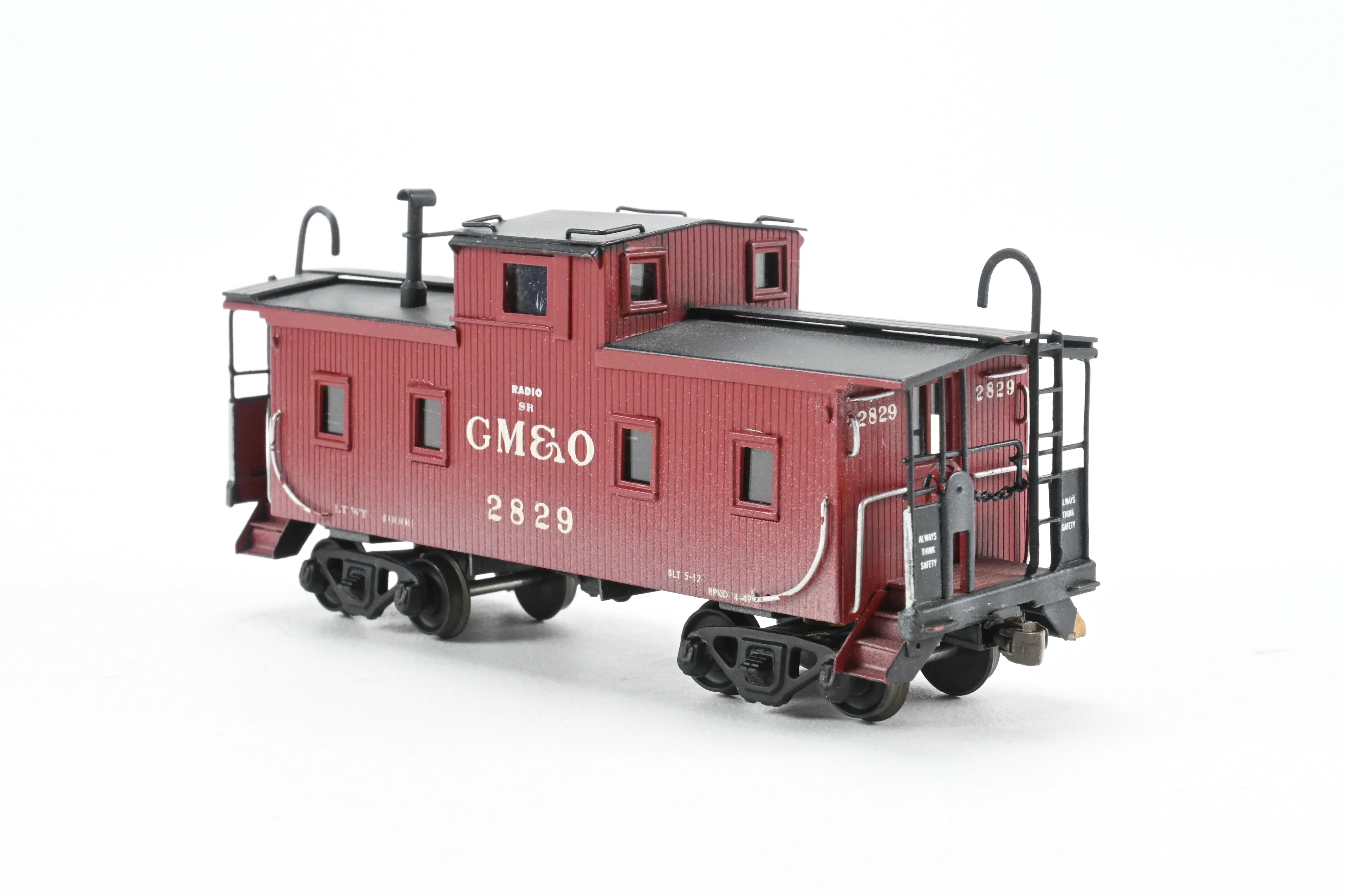 HO Brass Hallmark Models GM&O - Gulf Mobile & Ohio Wood Sheathed Caboose CP No. 2829 w/ Light Weathering - Image 4
