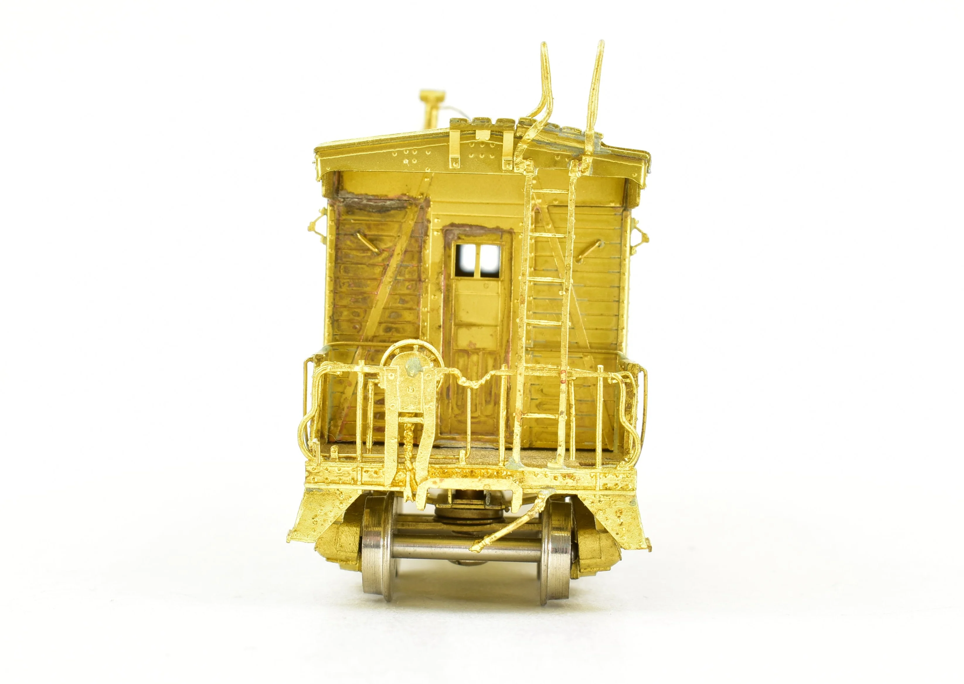 HO Brass OMI - Overland Models, Inc. IC - Illinois Central "OSB" Outside Braced Wood Caboose - Image 7