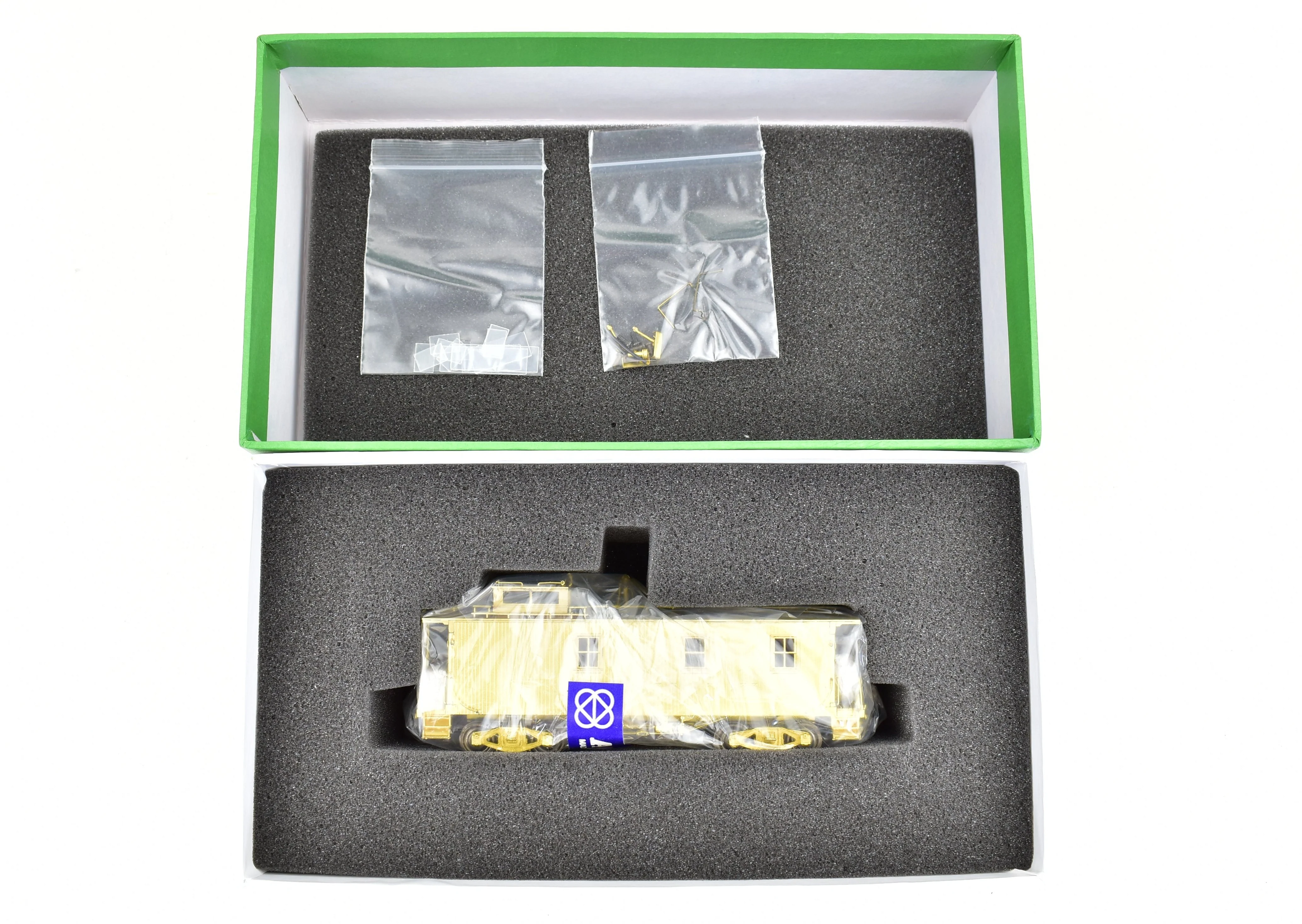 HO Brass OMI - Overland Models, Inc. P&LE - Pittsburgh & Lake Erie NYC Wood Caboose - Image 13