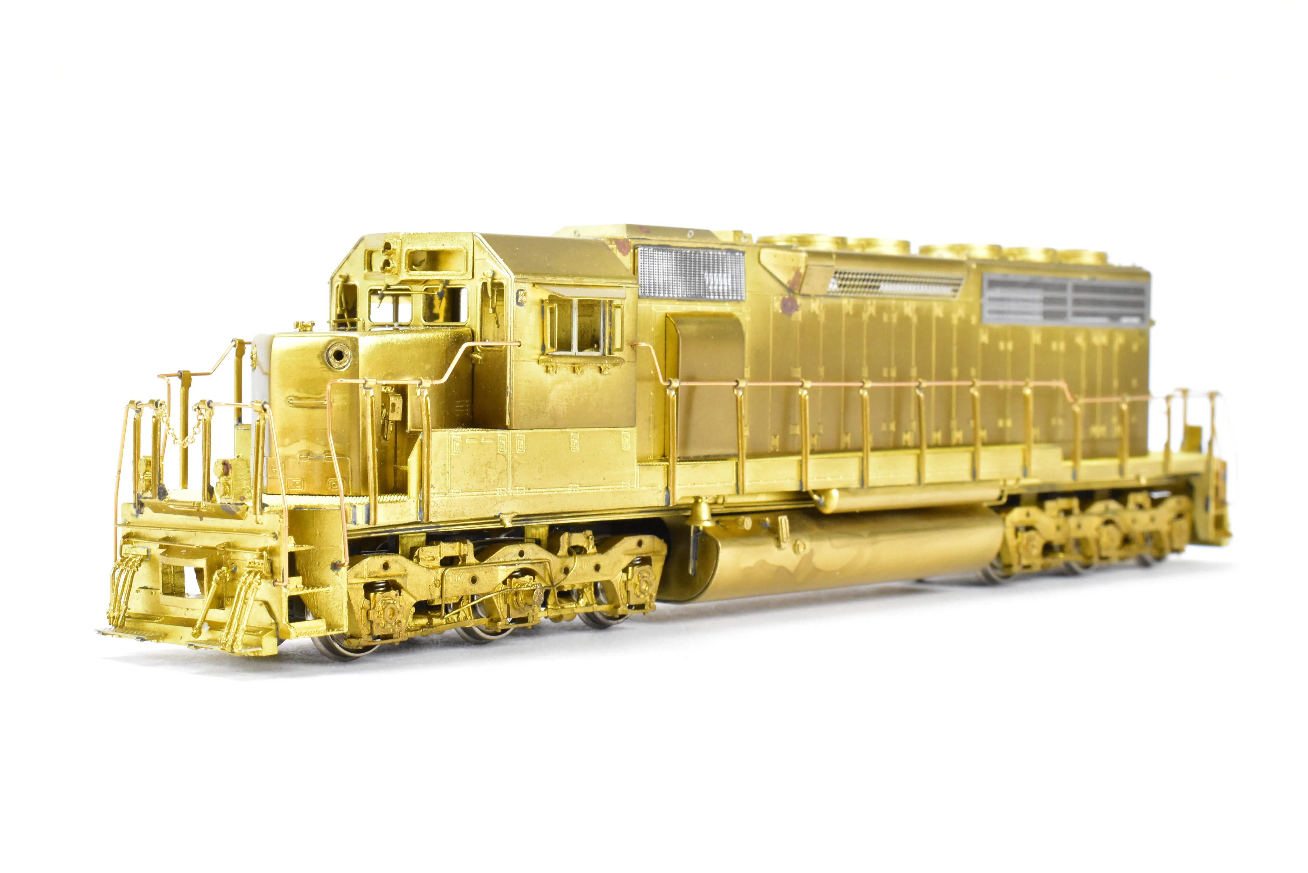 HO Brass OMI - Overland Models Inc. Various Roads EMD SD40 Low Hood, W/Dynamic Brakes, W/Low Mounted Brake Cylinders - Image 4