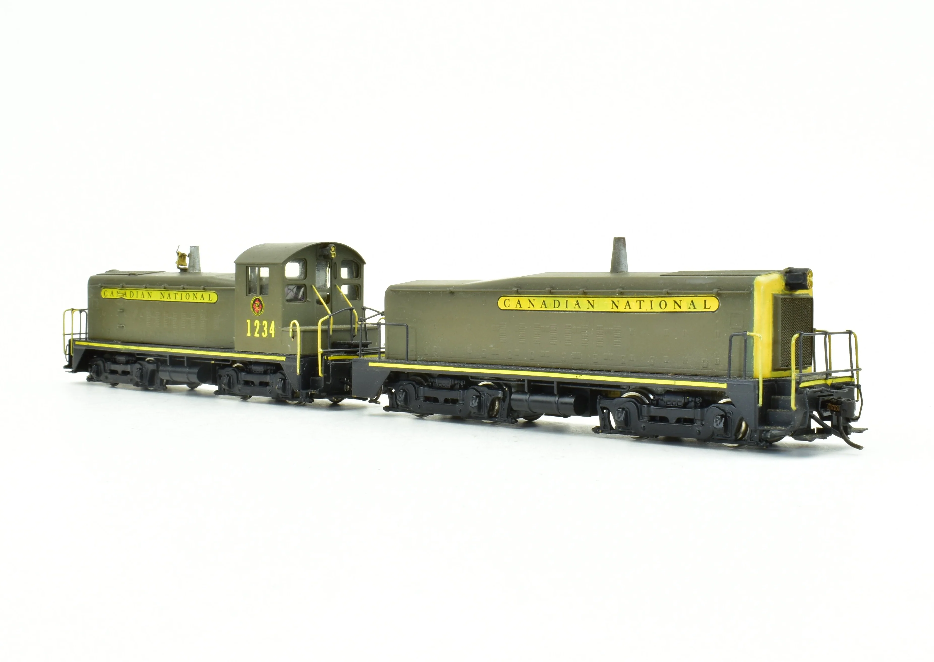 HO Brass Trains Inc. CNR - Canadian National Railway EMD TR-6 1600 HP "Cow and Calf" Unit Diesel Set - Image 12