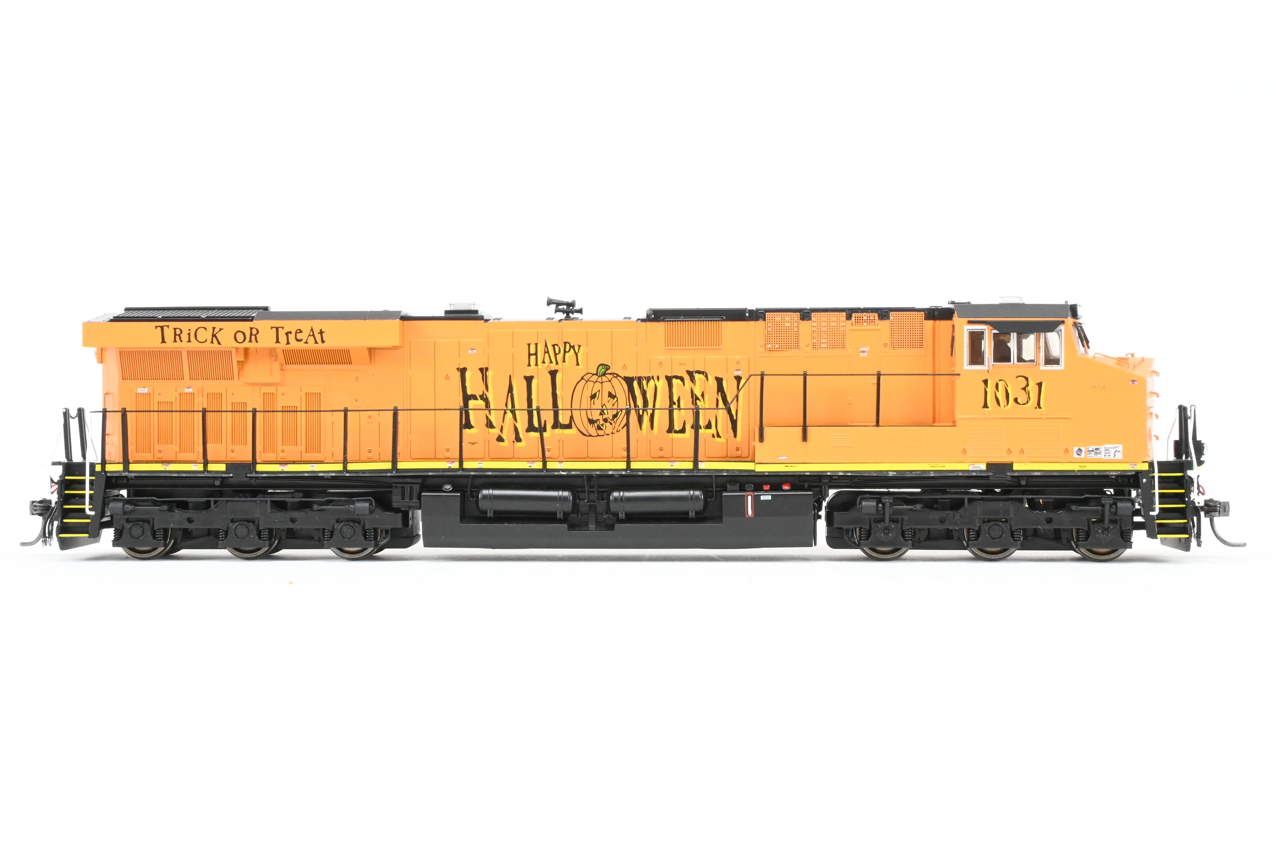 HO MTH - Mike's Train House "Halloween" #1031 ES44AC With Proto-Sound 3.0/DCC - Image 3