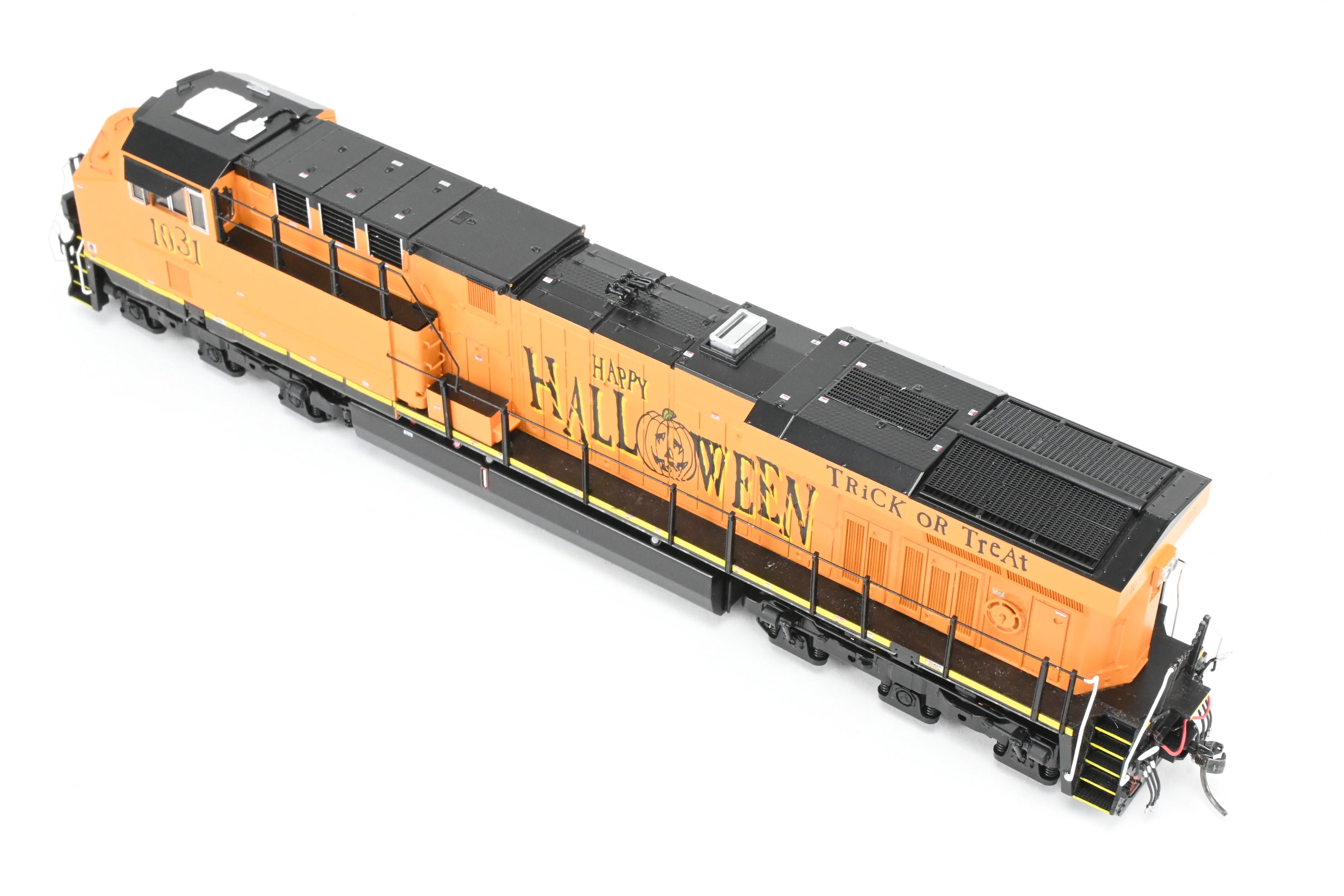 HO MTH - Mike's Train House "Halloween" #1031 ES44AC With Proto-Sound 3.0/DCC - Image 7